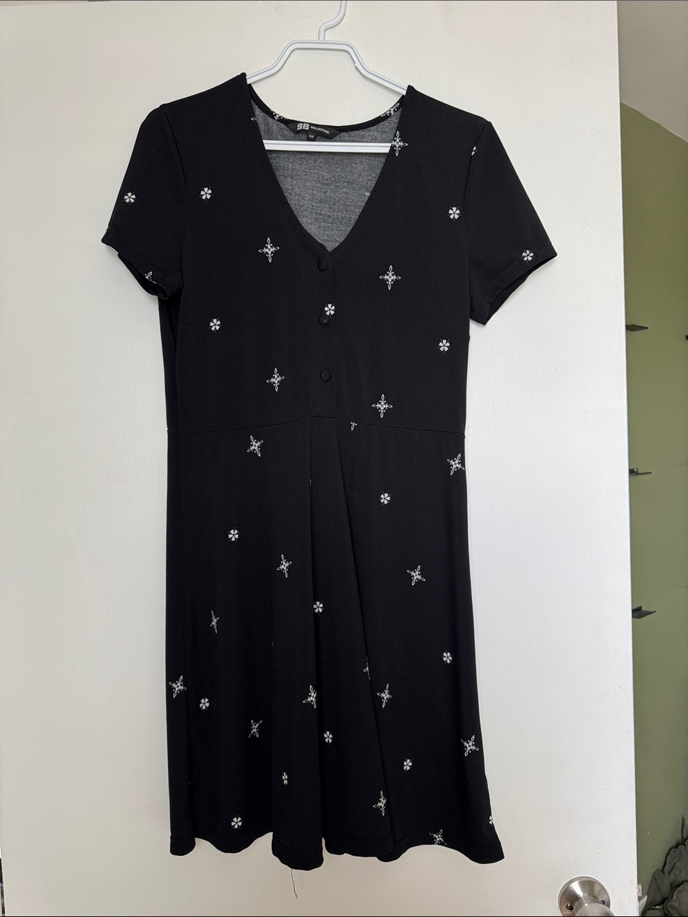 Black Short-Sleeve V-Neck Mini Dress with Silver Star Embroidery